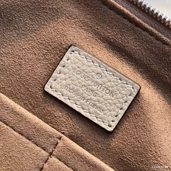 Firstbag Bag Vuitton Haumea Louis 0506